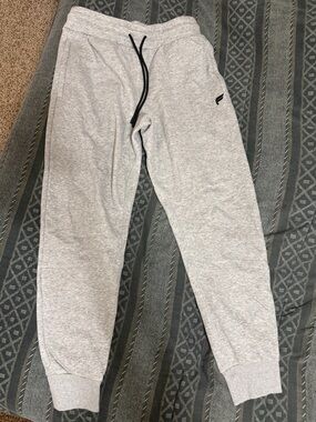 Men’s Fabletics Grey Sweat Jogger Pants with Drawstring